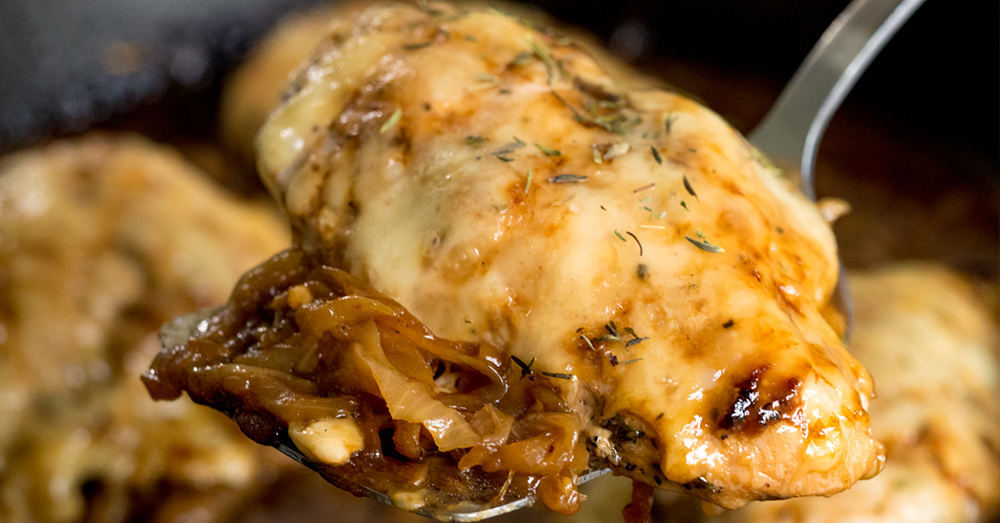 Skillet French Onion Chicken: Easy Elegance in 30 Minutes